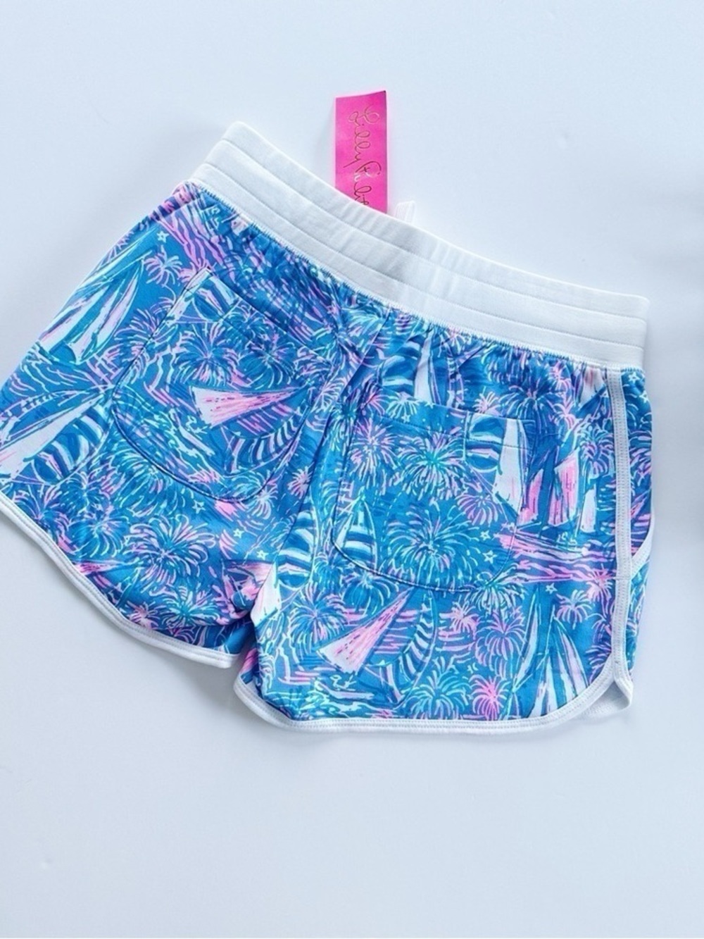 NEW Lilly Pulitzer Women’s 4” Short Bocca Blue It’s a Sailabration - Picture 5 of 7